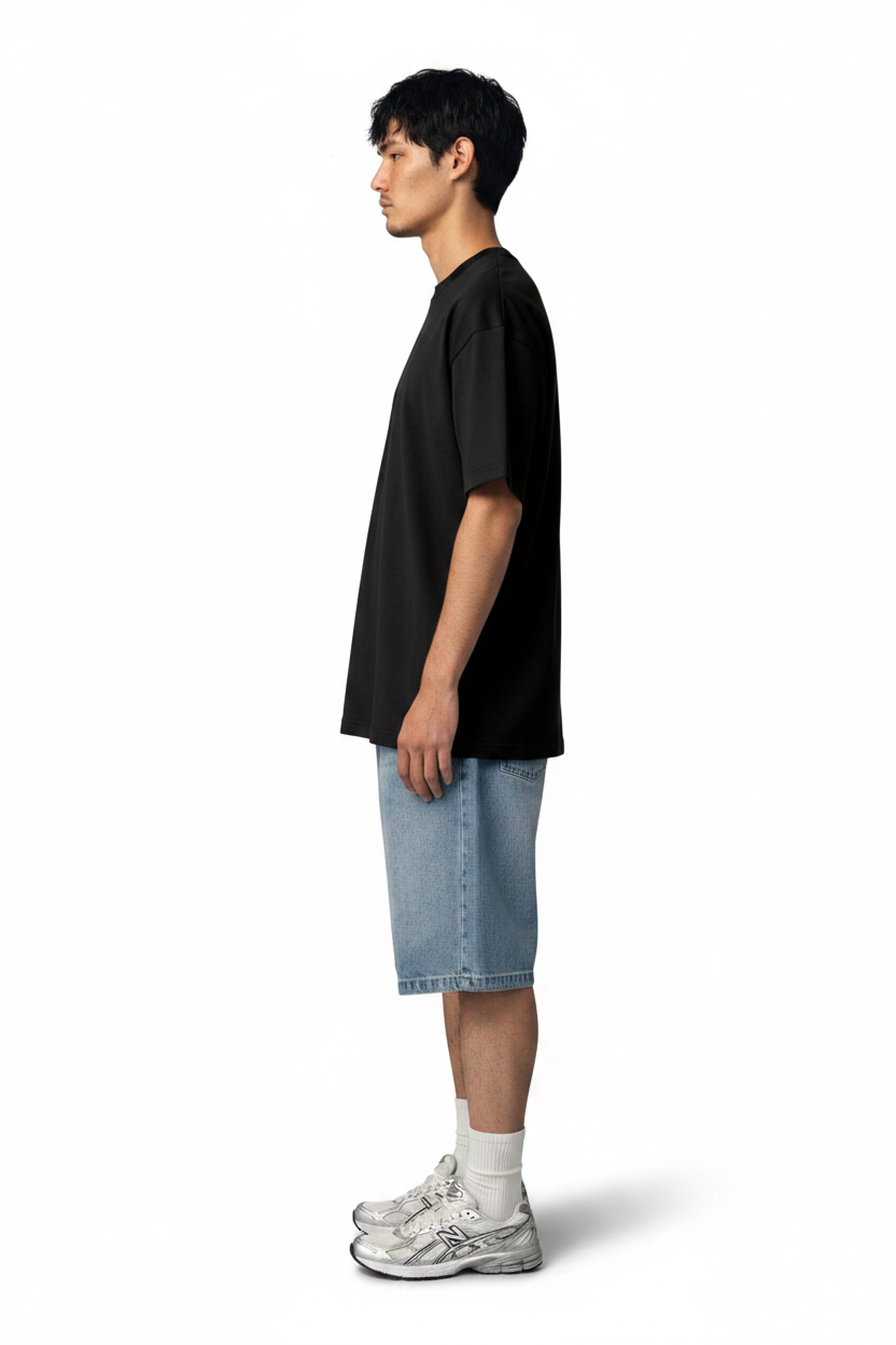 OVERSIZED BLACK BASIC